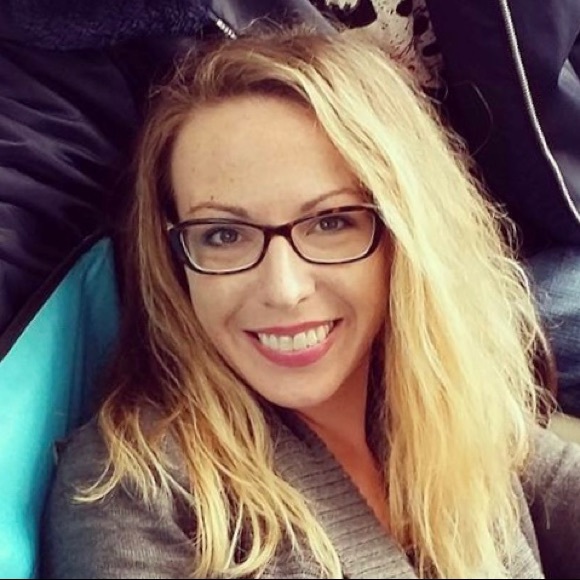 Meet your Posher, Elizabeth - Picture 1 of 1